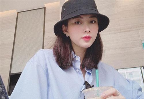 Chỉ vì dùng cốc nhựa, Đặng Thu Thảo bị chỉ trích "2 mặt"