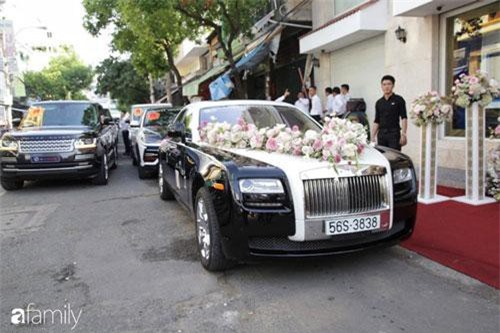 Đại gia Minh Nhựa thể hiện đẳng cấp trong đám cưới con gái: 15 siêu xe gần 100 tỷ hộ tống, ái nữ đeo sính lễ vàng và kim cương mỏi tay