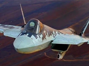 Bị "lột cánh" lúc bay, Mig-35 đang dùng khung vỏ rất lạc hậu?