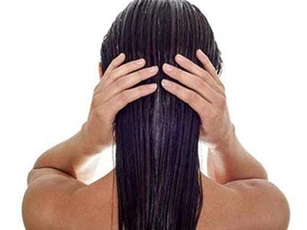 Bật mí cách chăm sóc tóc sau khi bơi cho mái tóc luôn chắc khỏe