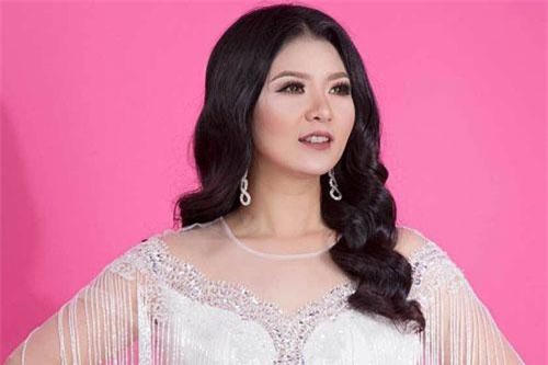 Ca sĩ Triệu Trang gây sốc khi thú nhận bán nhà lần 2, khi chưa bán được nhà phải vay 2 tỷ đồng lãi “cắt cổ”