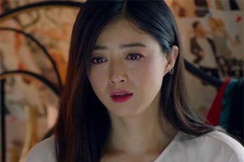 Mẹ chồng và mẹ đẻ cùng bị tai nạn, vợ đau lòng tự vẫn vì hành xử của chồng