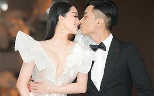 Khánh Thi - Phan Hiển 'môi chạm môi' khi đi dự đám cưới con gái đại gia Minh Nhựa