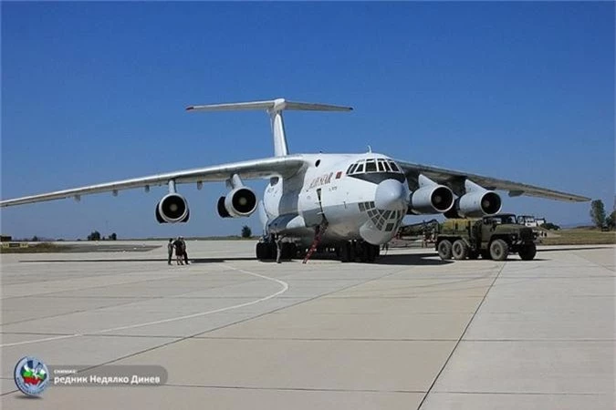 Có F-16V Block 70, Bulgaria vẫn chi tiền đại tu "xe tăng bay" Su-25 - Hình 10 Co F-16V Block 70, Bulgaria van chi tien dai tu
