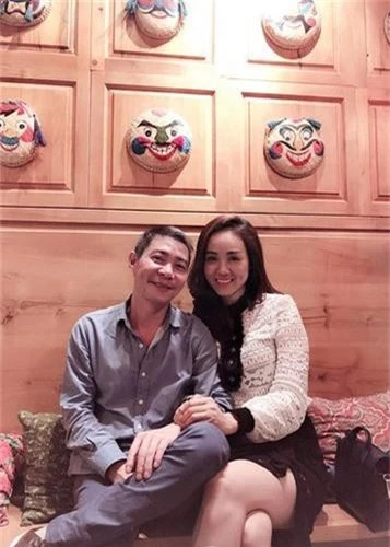 Mong chờ cái kết đẹp của danh hài 3 lần đò Công Lý và bạn gái - Hình 6 Mong cho cai ket dep cua danh hai 3 lan do Cong Ly va ban gai-Hinh-6