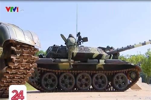 Chiêm ngưỡng "nội thất" xe tăng T-54M của Việt Nam