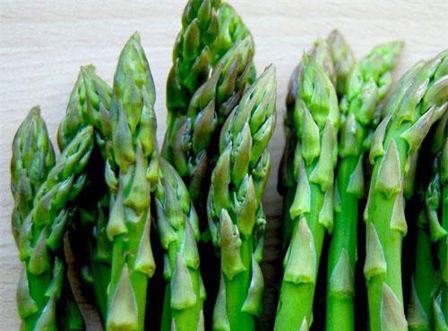 Tác dụng sức khỏe tuyệt vời của măng tây ít người biết