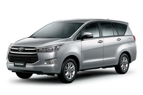 9. Toyota Innova (doanh số: 681 chiếc).