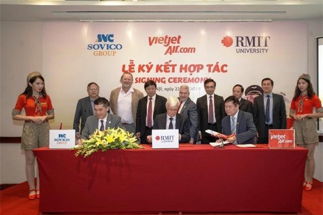 Đại học RMIT hợp tác với Sovico và Vietjet đẩy mạnh đào tạo hàng không