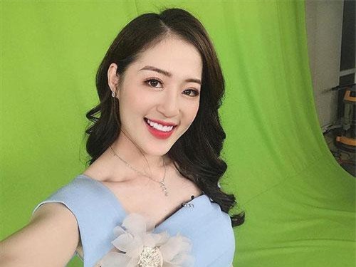 'Hot girl thời tiết' và những cô gái nổi bật từ Quảng Ninh