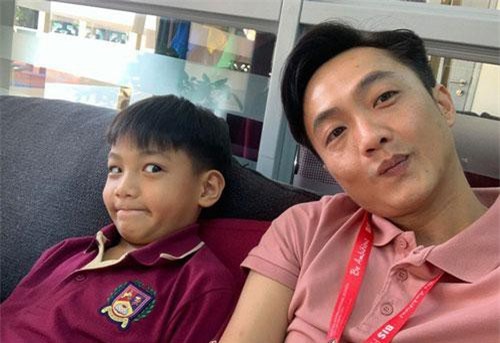 Gia đình 3 người hạnh phúc của Cường Đô La - Đàm Thu Trang: Bố vừa đăng ảnh với con trai, mẹ kế đã tung ngay khoảnh khắc gây thích thú