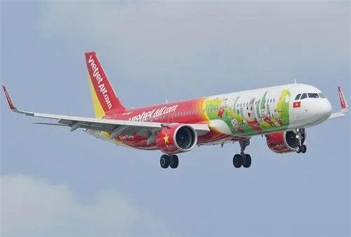 Vietjet thực hiện 68.821 chuyến bay, phục vụ chuyên chở cho 13,5 triệu lượt khách hàng trên toàn mạng bay trong 6 tháng đầu năm.