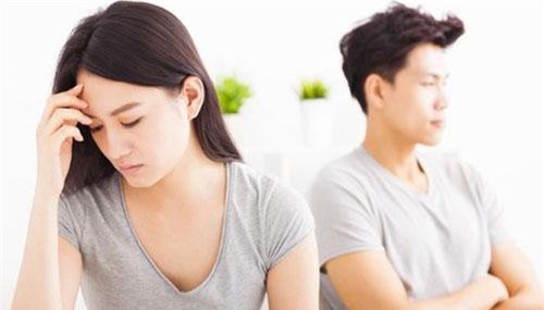 Chỉ còn 3 hôm nữa là cưới: Chồng cứ khăng khăng đòi làm điều này