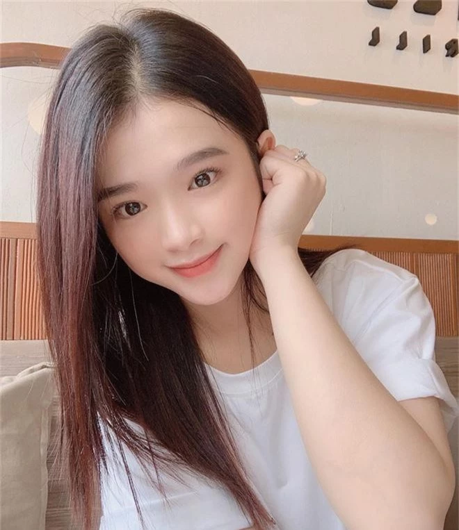 Linh Ka không hổ danh là hot girl Hà Thành, nhan sắc tuổi 17 thăng hạng điên đảo đến nỗi... thở cũng đẹp hết phẫn người khác  - Ảnh 3.