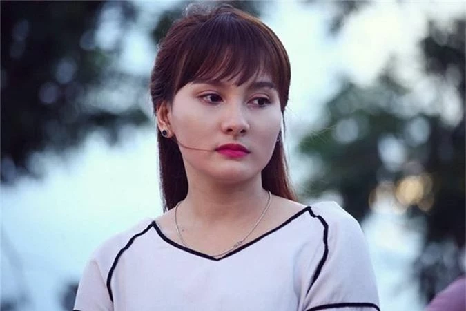 Do tai sac Thu Quynh - Bao Thanh giua on ao 