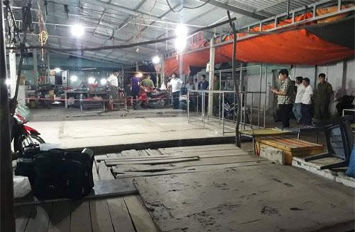 Long An: Khởi tố vụ án mạng kinh hoàng giữa chợ khiến 1 người tử vong