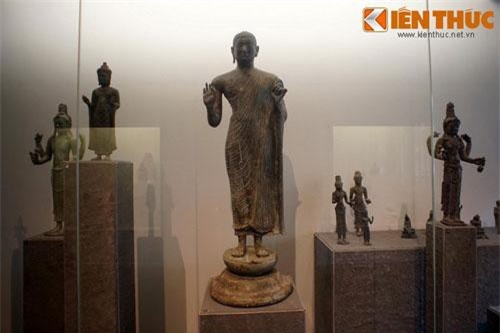 Tận mục tượng Phật cổ nhất Đông Nam Á của Việt Nam