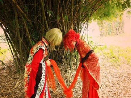 Lạ lùng phong tục kết hôn với người chết