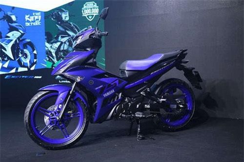 Nín lặng chờ xe máy Yamaha Exciter 155 VVA cập bến Việt Nam