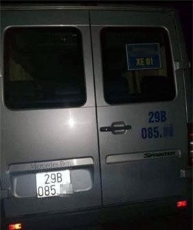 Hà Nội: Tài xế gục chết trong xe đưa đón học sinh, nghi do sốc ma túy