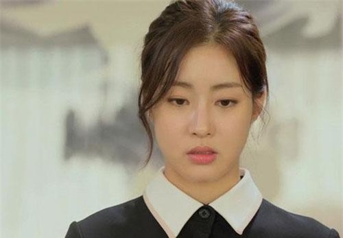 Mất cả thanh xuân, tuổi trẻ đời con gái chỉ vì tư thù thâm độc của mẹ bạn trai