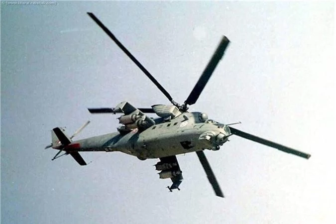 An Do loai bien truc thang Mi-35 con tot de don Apache tu My?-Hinh-4