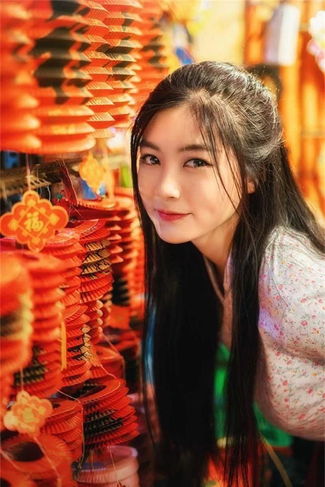 Miss Teen Nam Phương đẹp rạng ngời dạo phố mùa Trung thu - 7