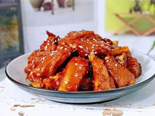 Sườn om bia: Tưởng không ngon mà ngon không tưởng!