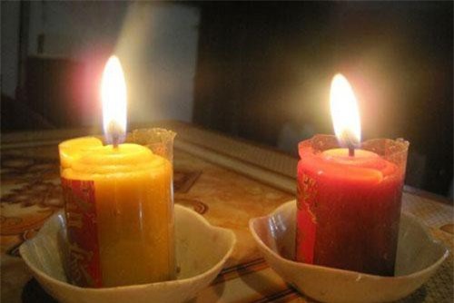 Đặt 1 cây nến vào đúng chỗ này, bao nhiêu vận đen đều bị "đuổi sạch", gia chủ cầu gì được nấy