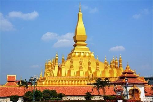 Khám phá quốc gia ở Đông Nam Á không giáp biển, an táng người chết trong chum đá