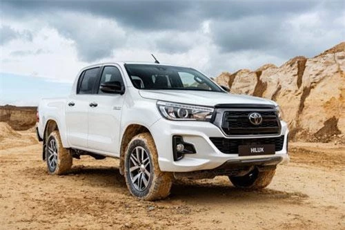 4. Toyota Hilux (doanh số: 272.293 chiếc).