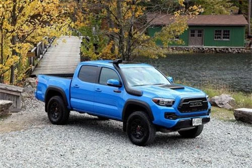 7. Toyota Tacoma (doanh số: 132.740 chiếc).