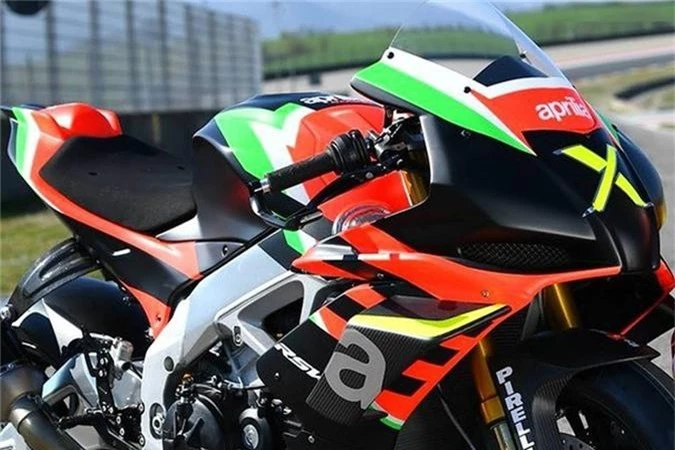 Chi tiet sieu moto Aprilia RSV4 X hon 1,1 ty dong-Hinh-4