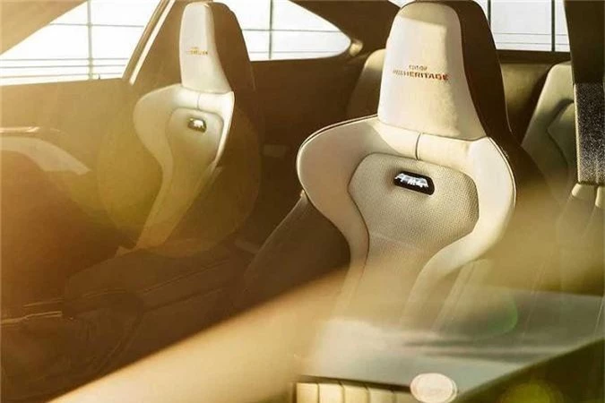 BMW ra mắt bản giới hạn M4 Edition M Heritage đặc biệt - Hình 4 BMW ra mat ban gioi han M4 Edition M Heritage dac biet-Hinh-4