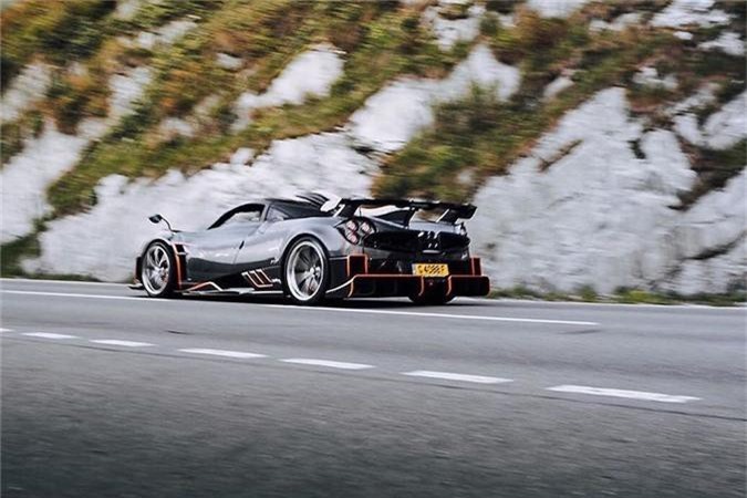 Ngắm siêu xe “khủng” nhất trong lịch sử Pagani Huayra - Hình 10 Ngam sieu xe “khung” nhat trong lich su Pagani Huayra-Hinh-10