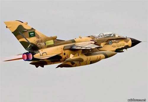 Trong tuần vừa qua khu vực Trung Đông đã được chứng kiến màn so kè giữa tiêm kích F-15 của Không quân Hoàng gia Saudi Arabia với F-4 của Không quân Iran