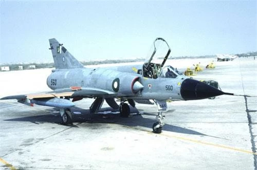 Tiêm kích Mirage V của không quân Pakistan