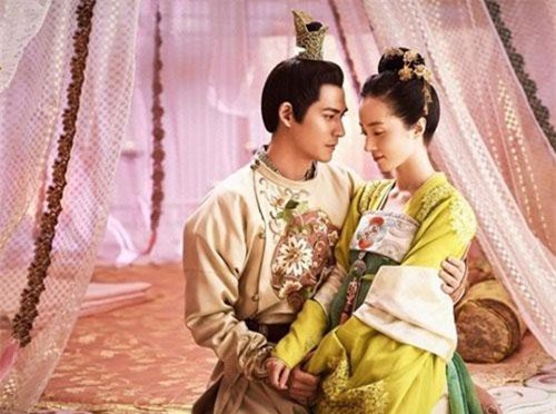 Tác dụng không ngờ của bí kíp vợ chồng "đông cung đồ" thời xưa