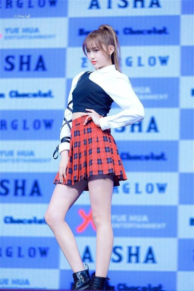 17 mỹ nhân Kpop sở hữu body tỉ lệ như ma nơ canh: Lisa và Tzuyu không đọ lại được với mỹ nhân đẹp nhất thế giới - Ảnh 14.