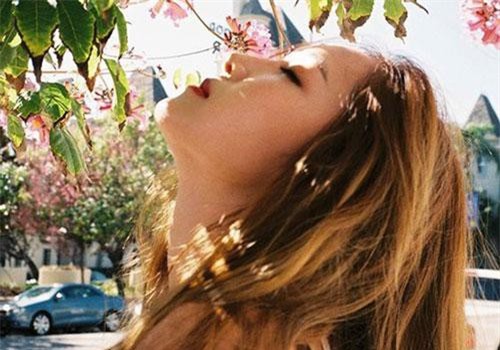 Phụ nữ sinh vào tháng âm lịch này, từ tháng 9 đến cuối năm sẽ gặp nhiều may mắn, sự nghiệp thăng hoa