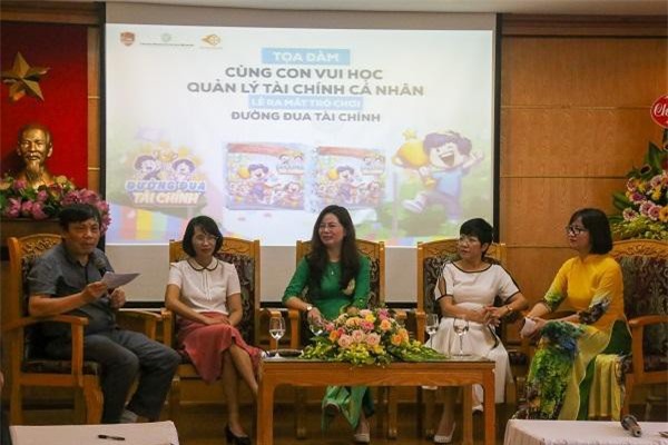 Cùng con vui học quản lý tài chính cá nhân