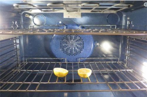 Bổ đôi quả chanh rồi bỏ vào lò vi sóng, ai cũng phải tròn mắt khi thấy điều bất ngờ này