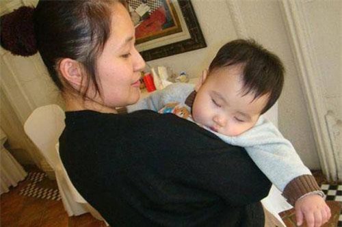 Đứa bé 4 tuổi bị viêm màng não sau khi đi siêu thị, bác sĩ cảnh báo nguyên nhân gây bệnh