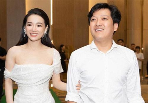 Nhã Phương giảm 15 kg sau sinh, bị chồng ép ăn vì gầy