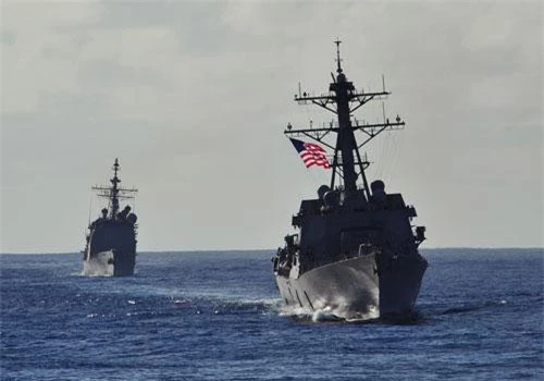 Chiến hạm Mỹ cùng với các tàu chiến các nước thuộc Hiệp hội các quốc gia Đông Nam Á (ASEAN) lần đầu tổ chức cuộc diễn tập chung trên biển từ ngày 2 đến ngày 6/9.