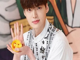 Sau khi im ắng dài ngày vì ồn ào ly hôn, Ahn Jae Hyun đưa ra quyết định bất ngờ