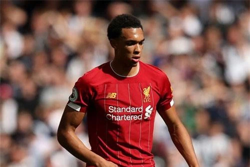 Hậu vệ phải: Trent Alexander-Arnold (Liverpool).