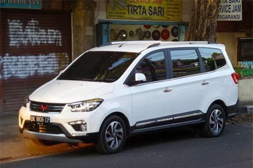 Wuling Hongguang (doanh số: 179.408 chiếc).