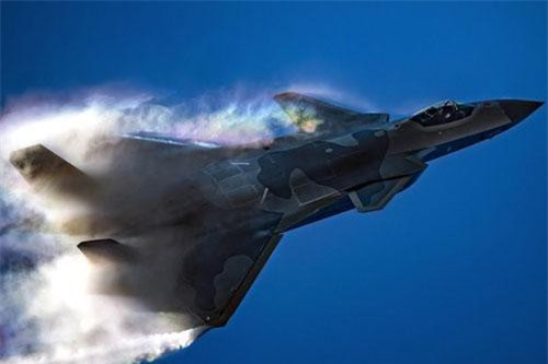 Đội hình J-20 lớn nhất lịch sử là dấu hiệu việc sản xuất hàng loạt?