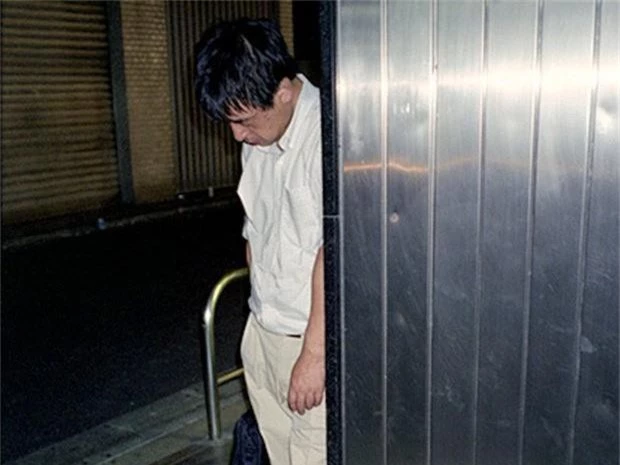  Chùm ảnh về các doanh nhân ngủ trên đường phố mô tả chân thực về văn hóa làm việc khắc nghiệt nhất thế giới của Nhật Bản - Ảnh 40.